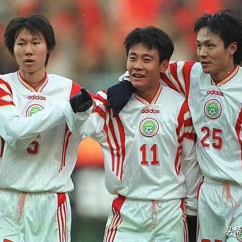 (范志毅怼国足的采访)范志毅看好国足出线形势，拯救中国足球荣耀？