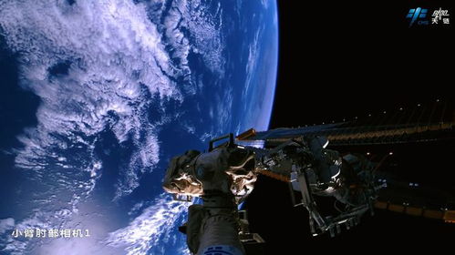 (太空飞船旅行)探索太空奇幻世界:飞船漫游星际之旅 (太空飞船旅行)探索太空奇幻世界:飞船漫游星际之旅