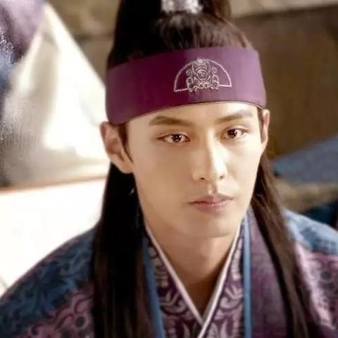 (搜索万国觉醒选什么)万国觉醒专属装备：探索新世界，夺取无限力量与荣耀