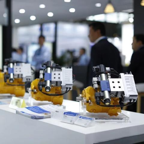 (英雄联盟谁是主角)掀起英雄联盟开天新篇章：谁主沉浮，皆由自己！