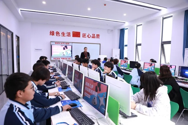 陕西新华电脑学校是公办还是民办？学校办学性质及招生政策详解