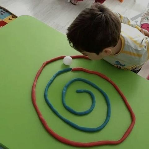 (探讨什么意思网络用语)探讨‘是什么意思游戏’：解锁游戏背后的深层含义与文化内涵