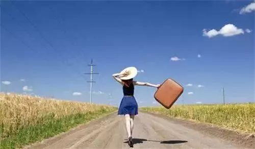 我的旅行日记：在世界各地的风景与故事中，记录下那些难忘的瞬间与感动