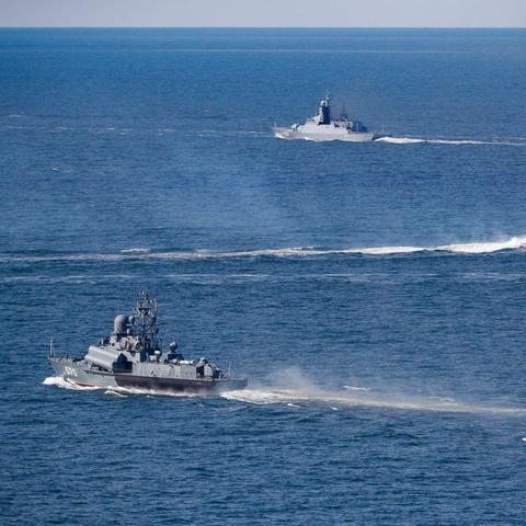 (航海探索类手游)探索战舰养成计划类似游戏：打造属于你的海上强舰与冒险之旅