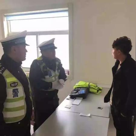 《疯狂出租车了不能玩?揭秘游戏背后的原因与玩家的反响探讨》 《疯狂出租车了不能玩?揭秘游戏背后的原因与玩家的反响探讨》