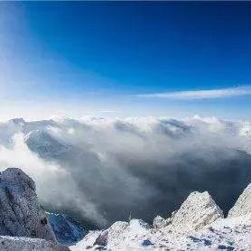 (岩浆底部)探秘深海之谜：岩浆下面隐藏着什么样的神秘秘境？