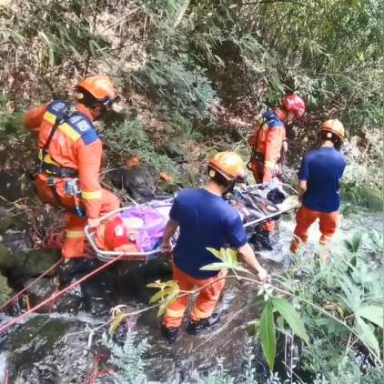 (绳索英雄类游戏大全)体验紧张刺激,盘点那些在绳索战斗英雄游戏中斩获胜利的瞬间 (绳索英雄类游戏大全)体验紧张刺激,盘点那些在绳索战斗英雄游戏中斩获胜利的瞬间