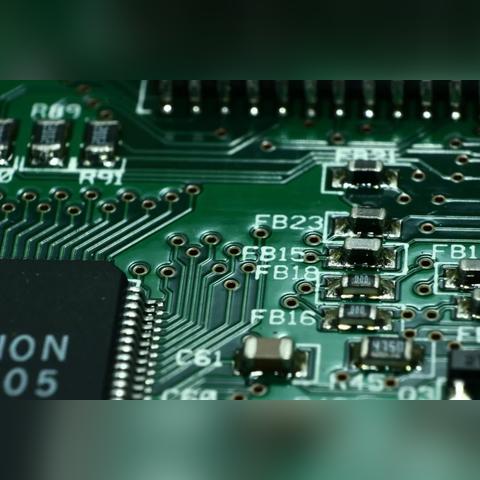 网易宣布停止研发命运因子，引发玩家热议与对未来游戏发展的思考