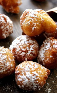 (甜味芝士)诱人诱惑，浓郁芝士甜甜圈，口感酥软香甜，快来尝一尝！